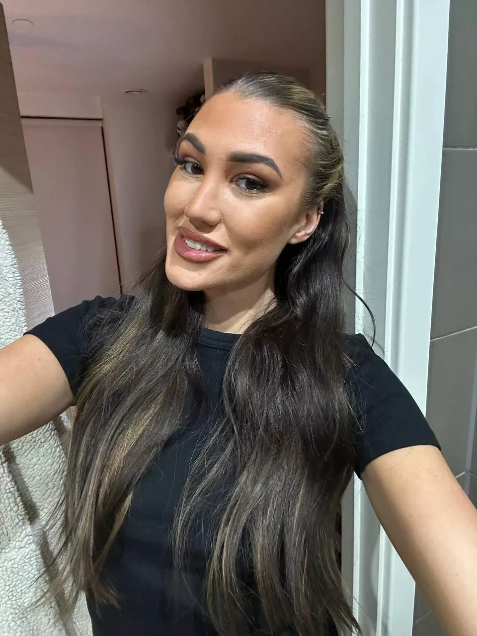 Do you think that being tall makes me classy?