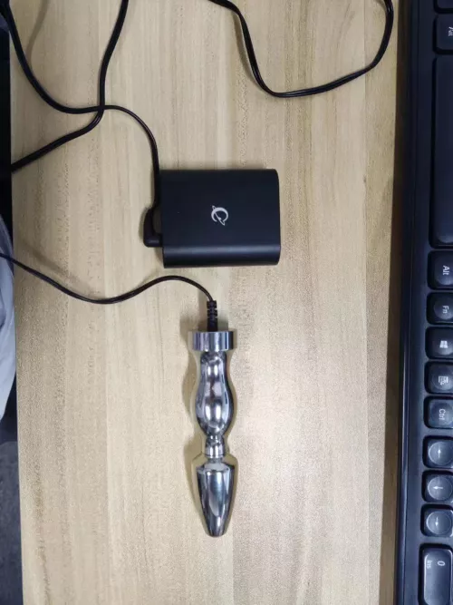 Electric shock device with anal plug for BDSM
