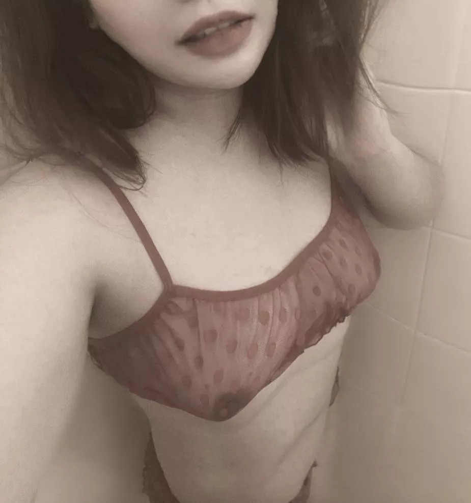 (f) you’re always in my inappropriate thoughts ❣️