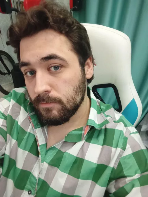 Hey guys, what's up? Have a good day