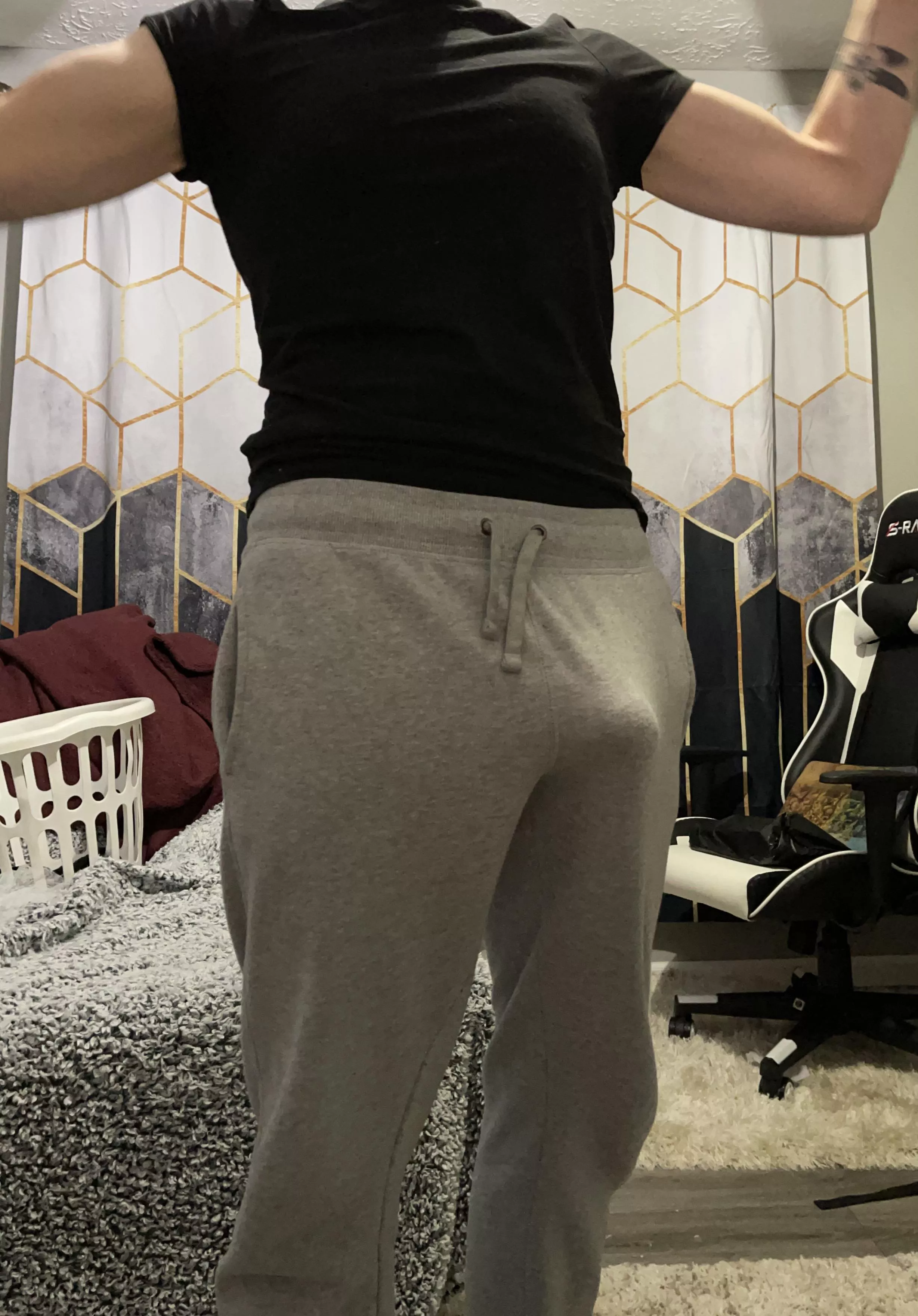 I like to send stuff like this to my wife as soon as she gets to work 😁