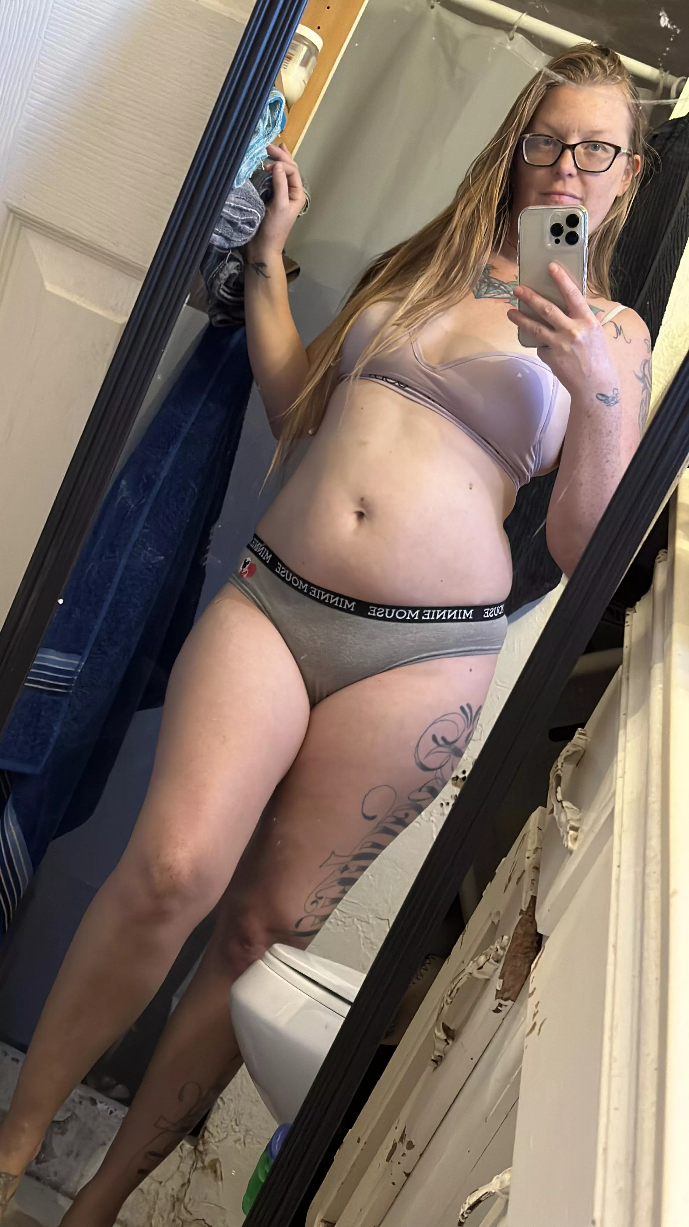 [irtr] are red head milfs still hot ? 🥵 🔥 🤤