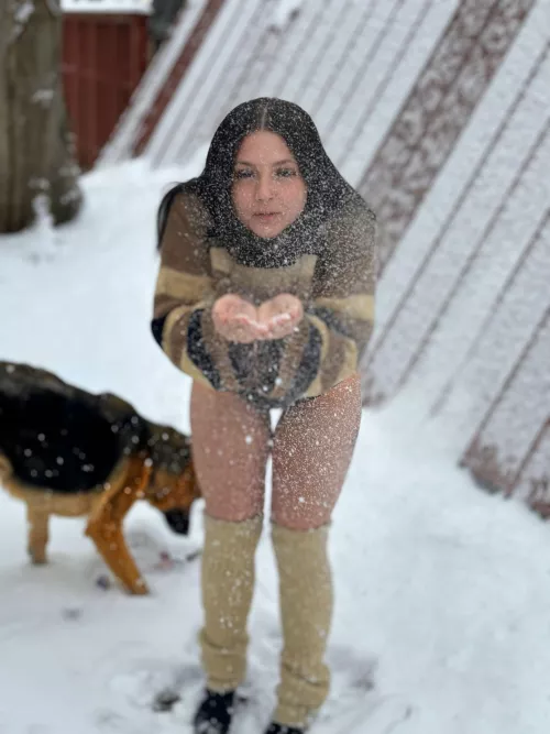 Let's play in the snow babe.