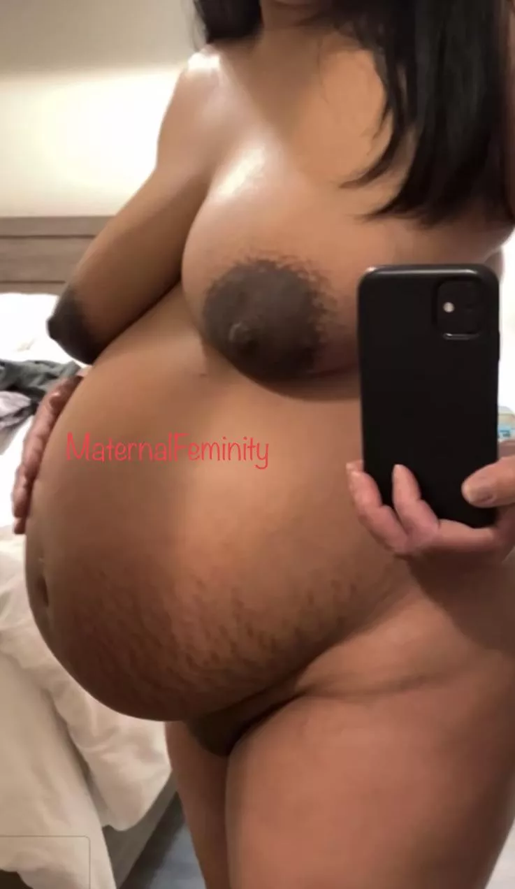 Come breed my fat mommy milky tits