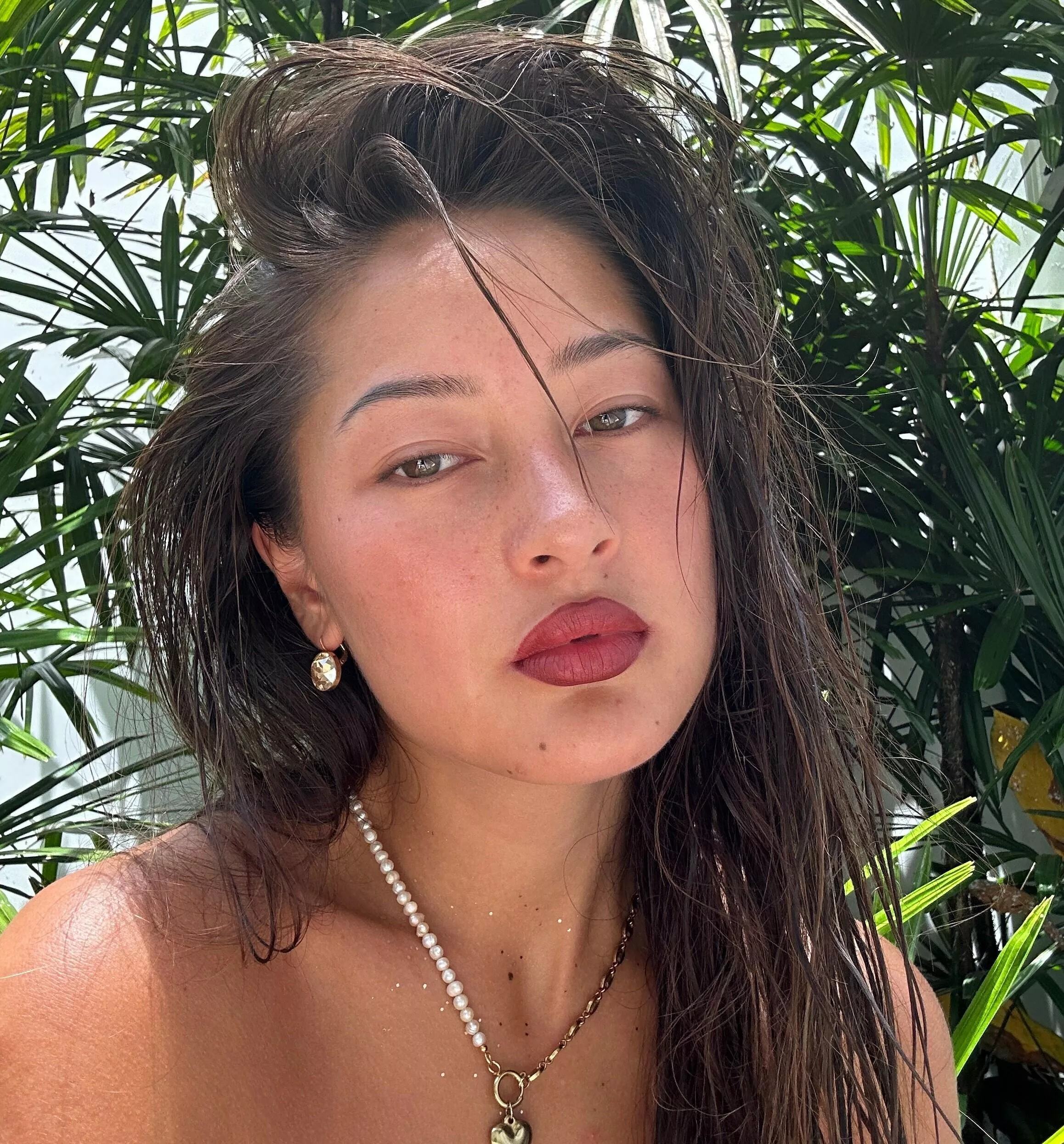 Vietnamese and German