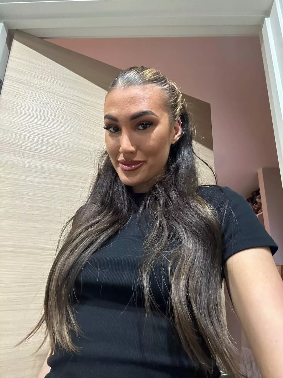 Do you think that tall girls are classy?