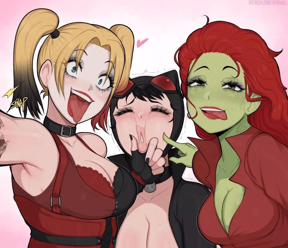 Harley Quinn, poison ivy, cat woman: Post sex selfie