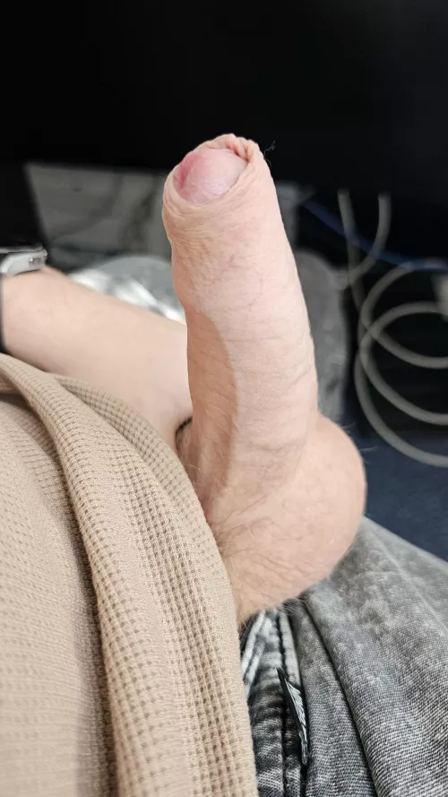 Little horny during work 😚
