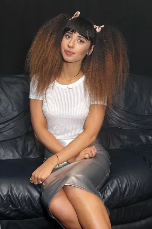 Louisa Rose Allen Aka. Foxes