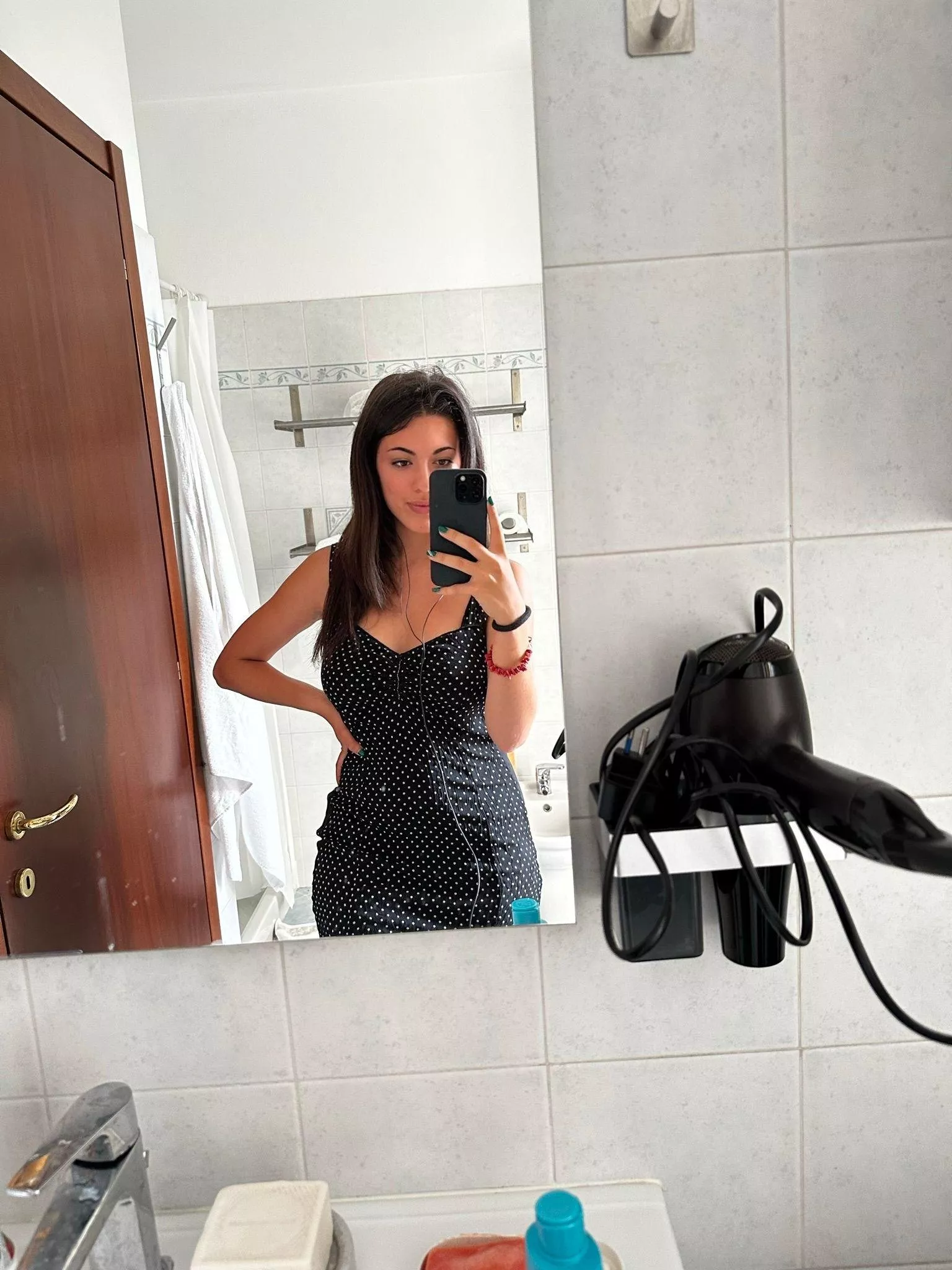 Mirror magic captures my allure, a glimpse into my seductive world. F19