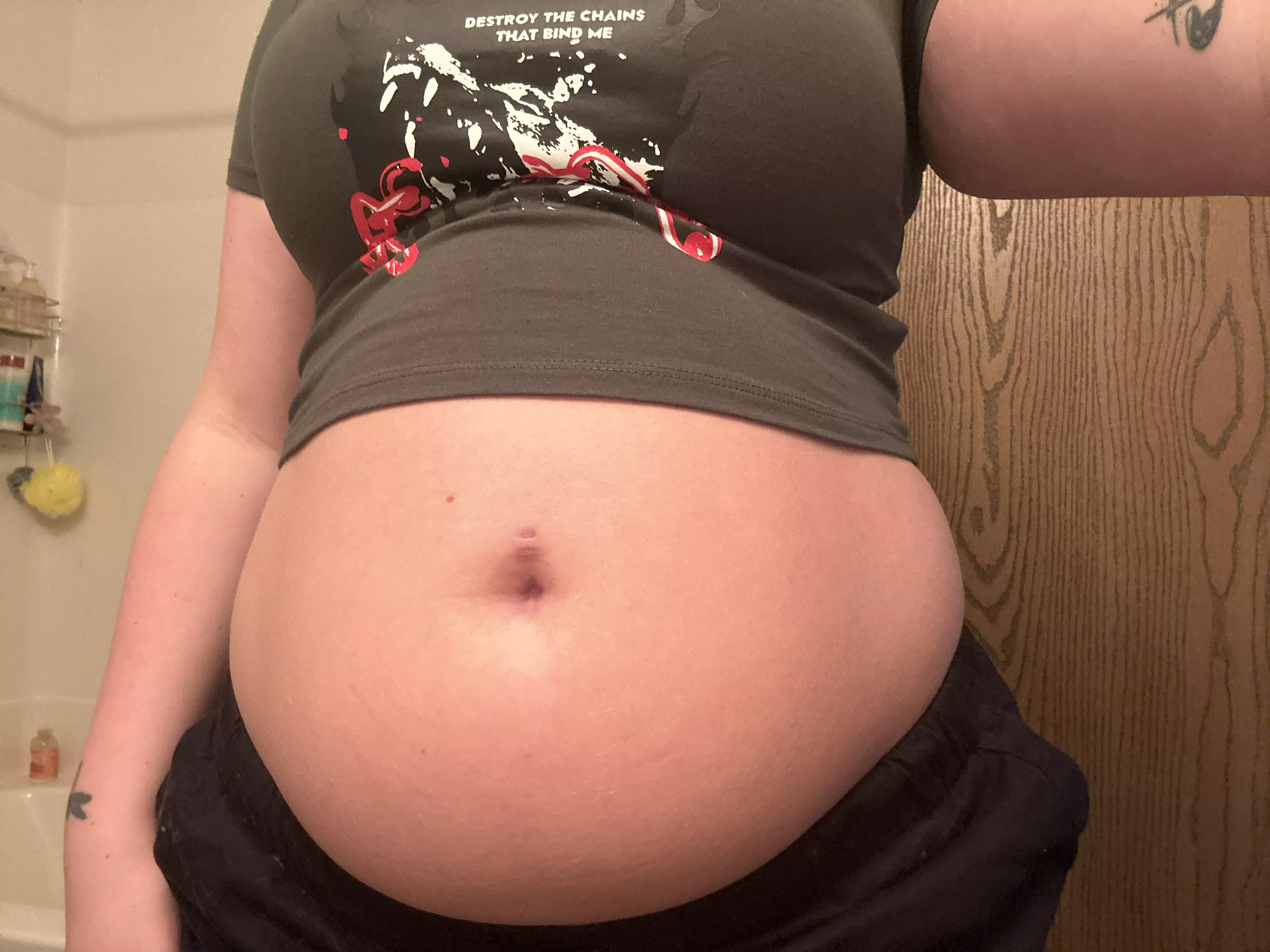 2 more days till February, does it look like I made my goal of 180lbs🤭🐳