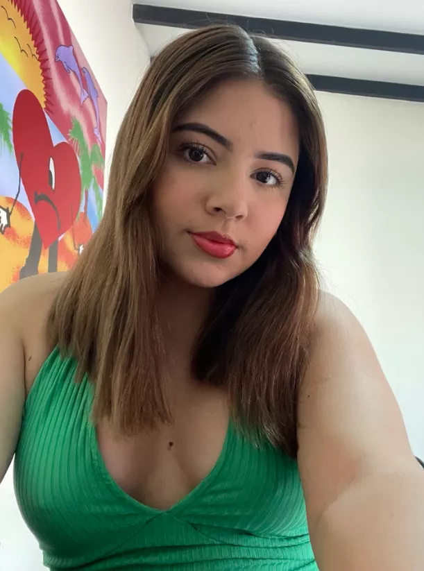 Are u going out or staying in with me?♥️