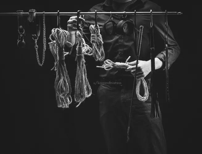 choose 3 items wich im gonna use on my mistress next time