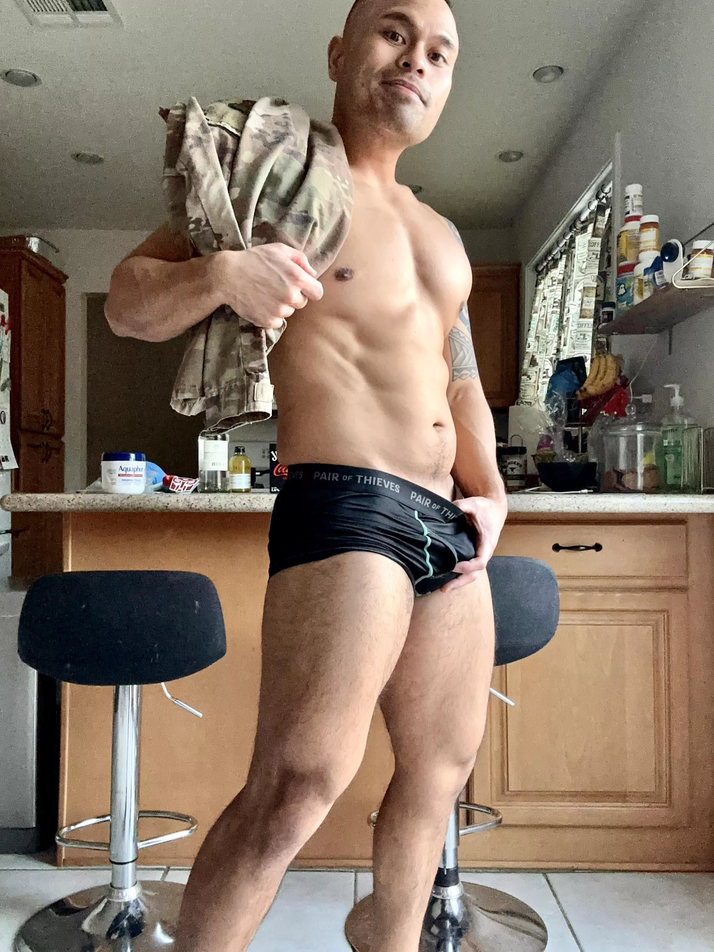 Come get ready with me😏