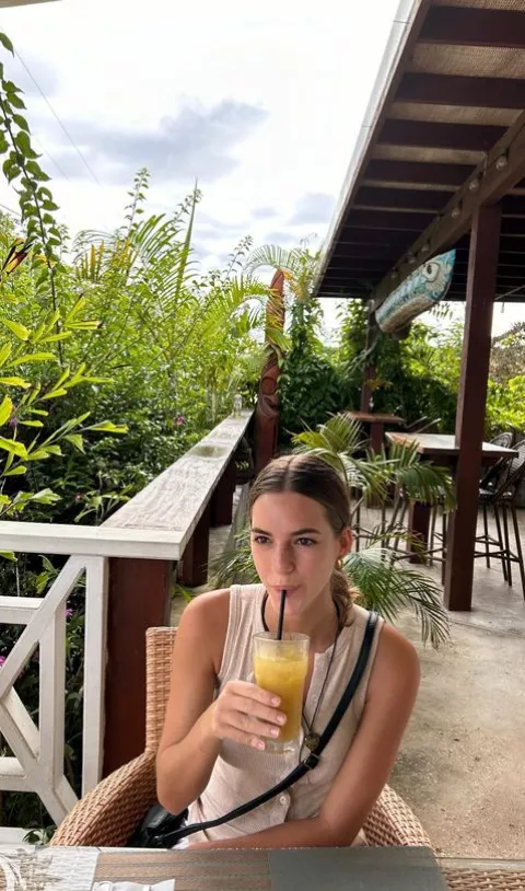 Emily Drinking IG story Jan 24th