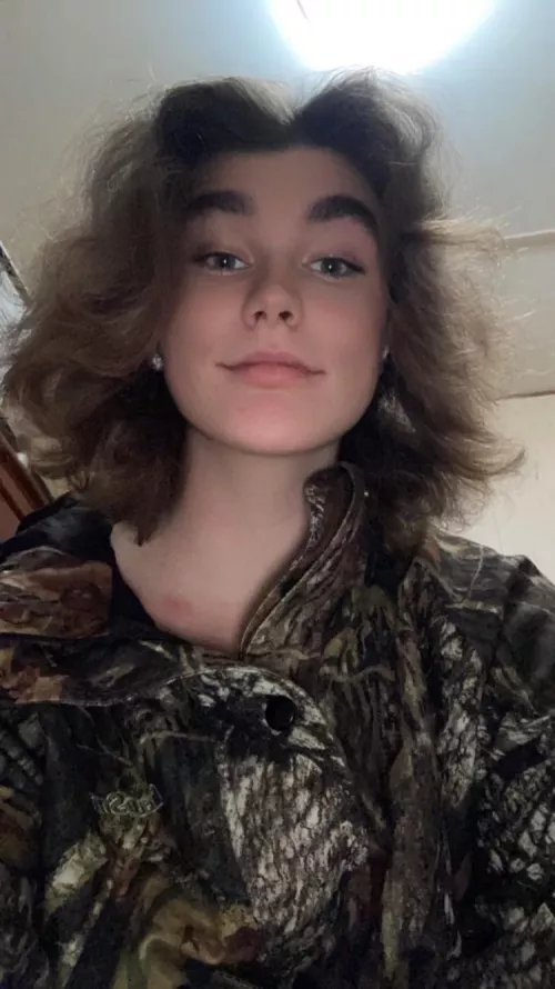 Finally got my hair shiny and clean I love baths