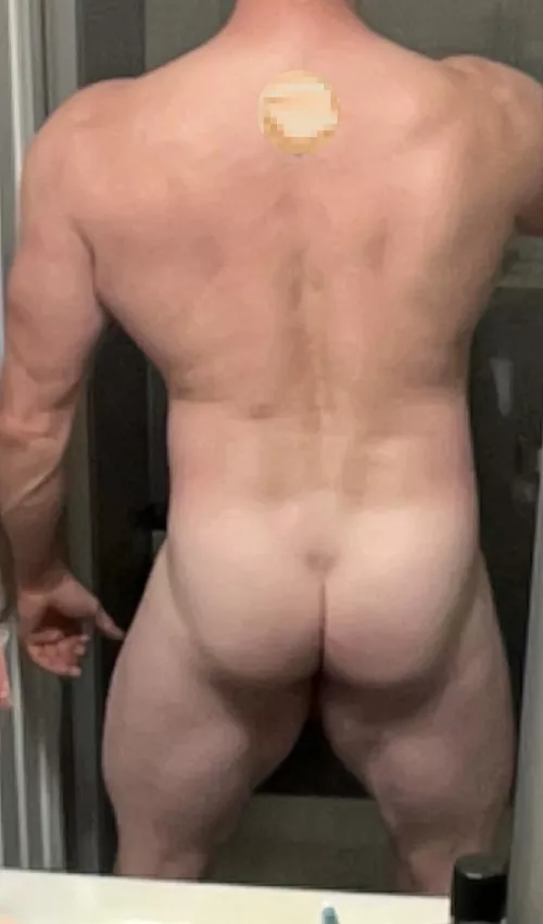 How’s this 44 year old ass? Tempting?