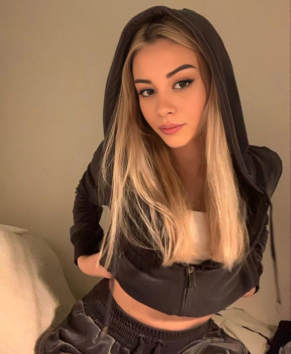 IUTR Hot enough to be your next door neighbour! F19