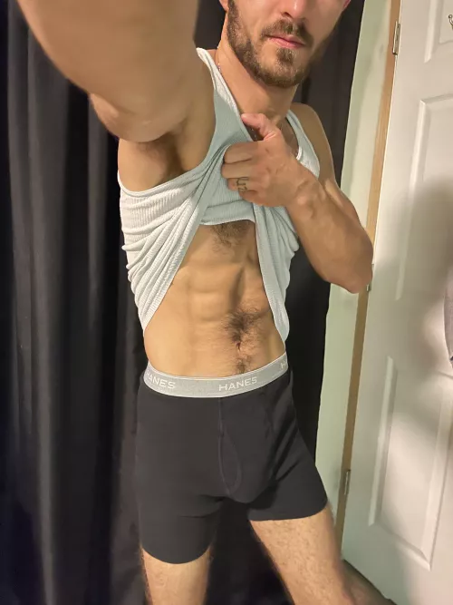 Little bulge happening 😉