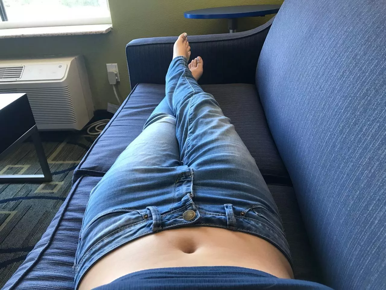 Love this view of my belly button… so calm🤭