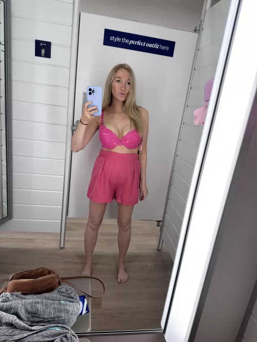 Maternity shopping at 5 months pregnant