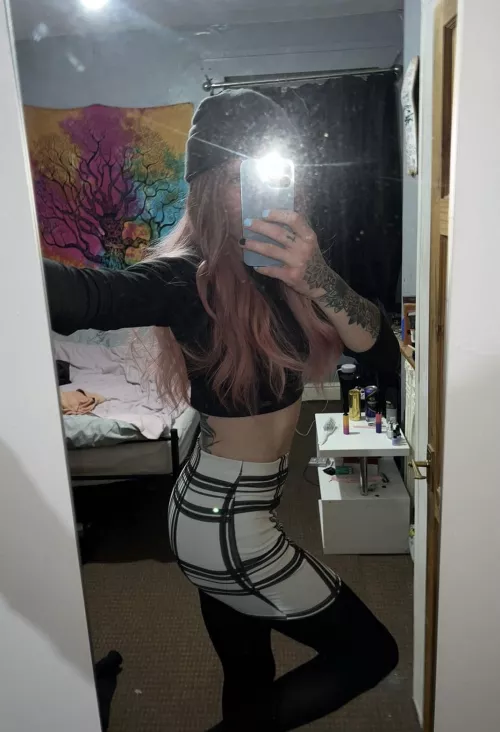 My fave pose 🤍🩷