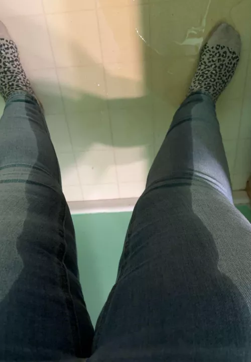 Oops I pissed my pants