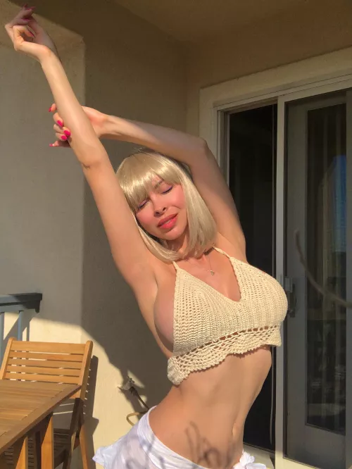 Side boob out in the sun