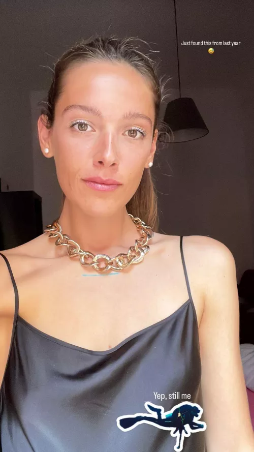 Victoria Alvarez - Spanish Scuba Diver