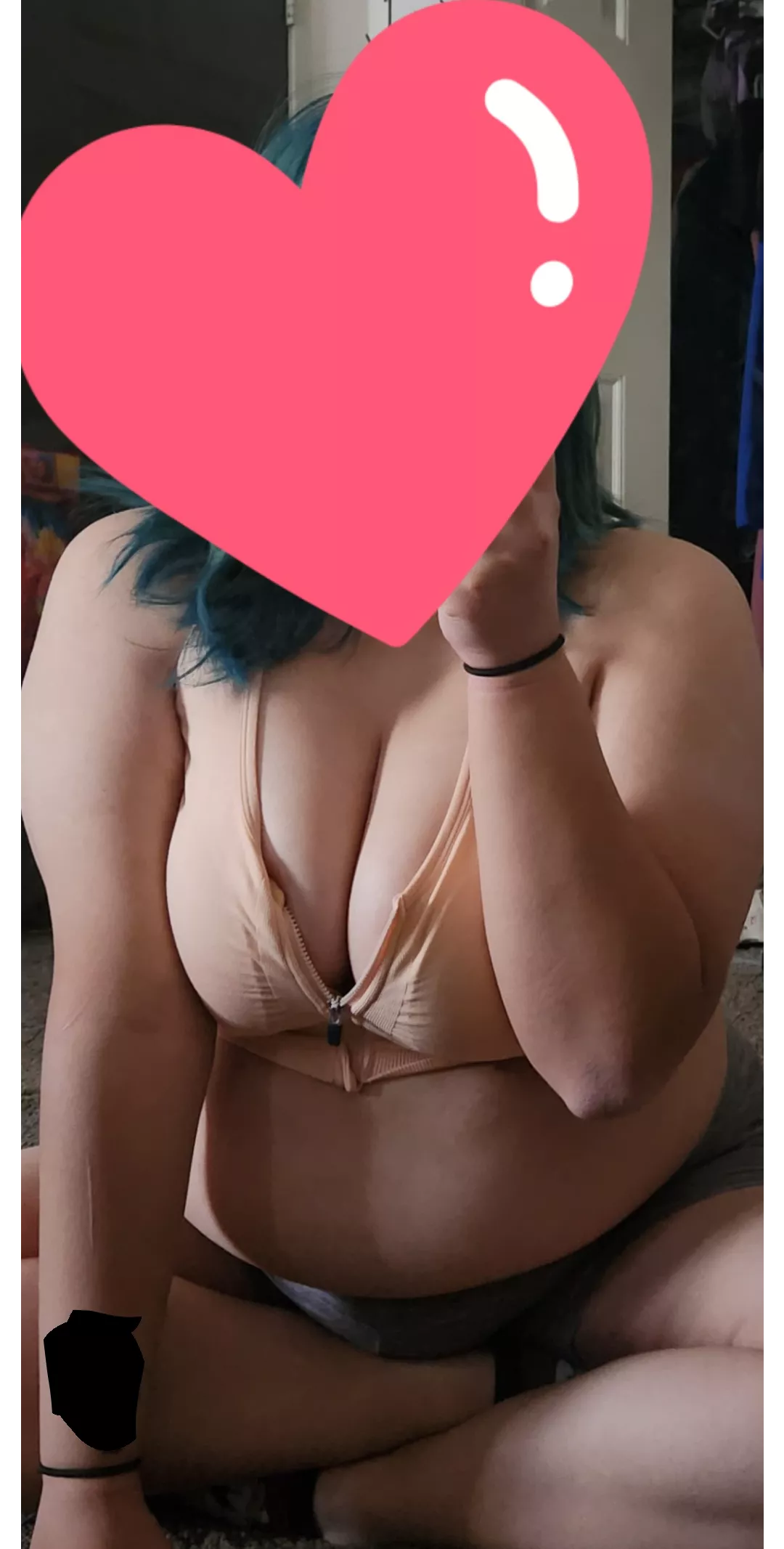 Wanna get fucked🫠🫠