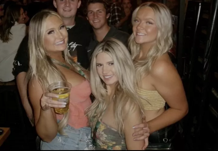 Blondies do it better