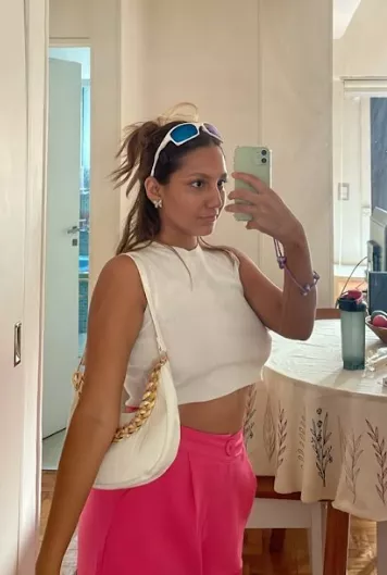 Can i be your school gf