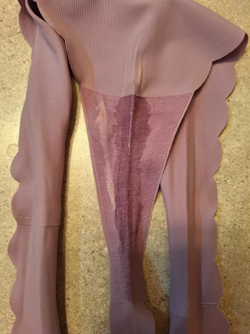 Creamy ovulation thong