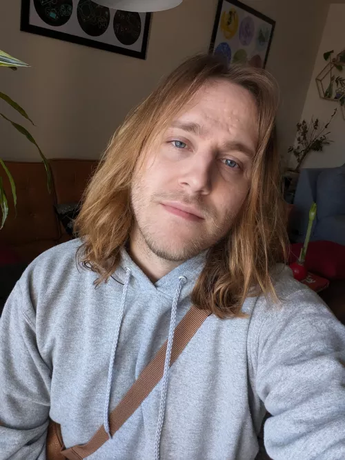 Fashionably late as always, Persona is my new hyperfixation