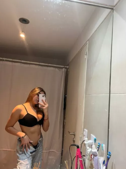 I hope you like my petite body