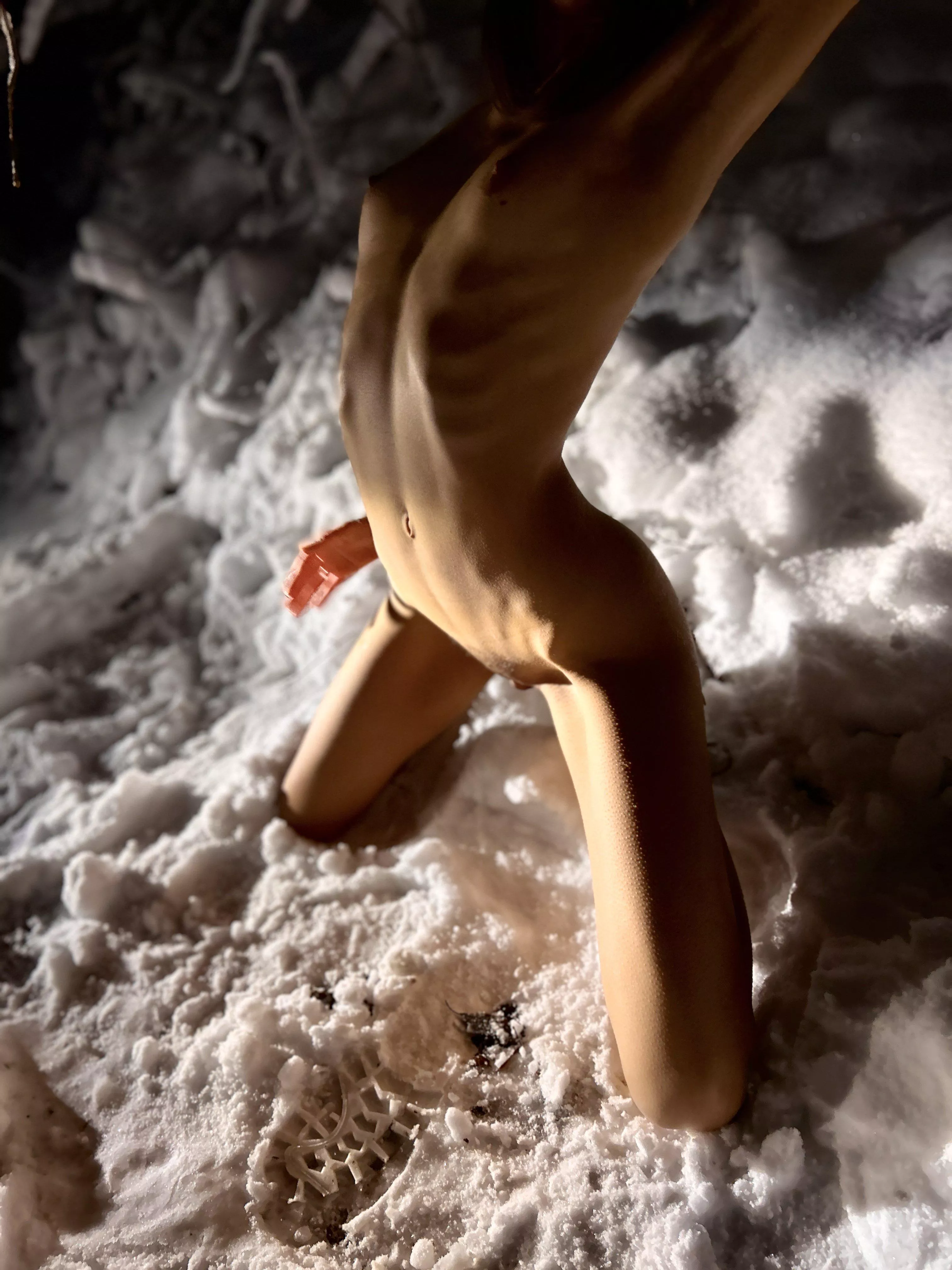 I love the feeling of cold snow on my naked body