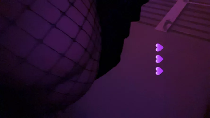 Sending my sextape to whoever replied with a ❤️