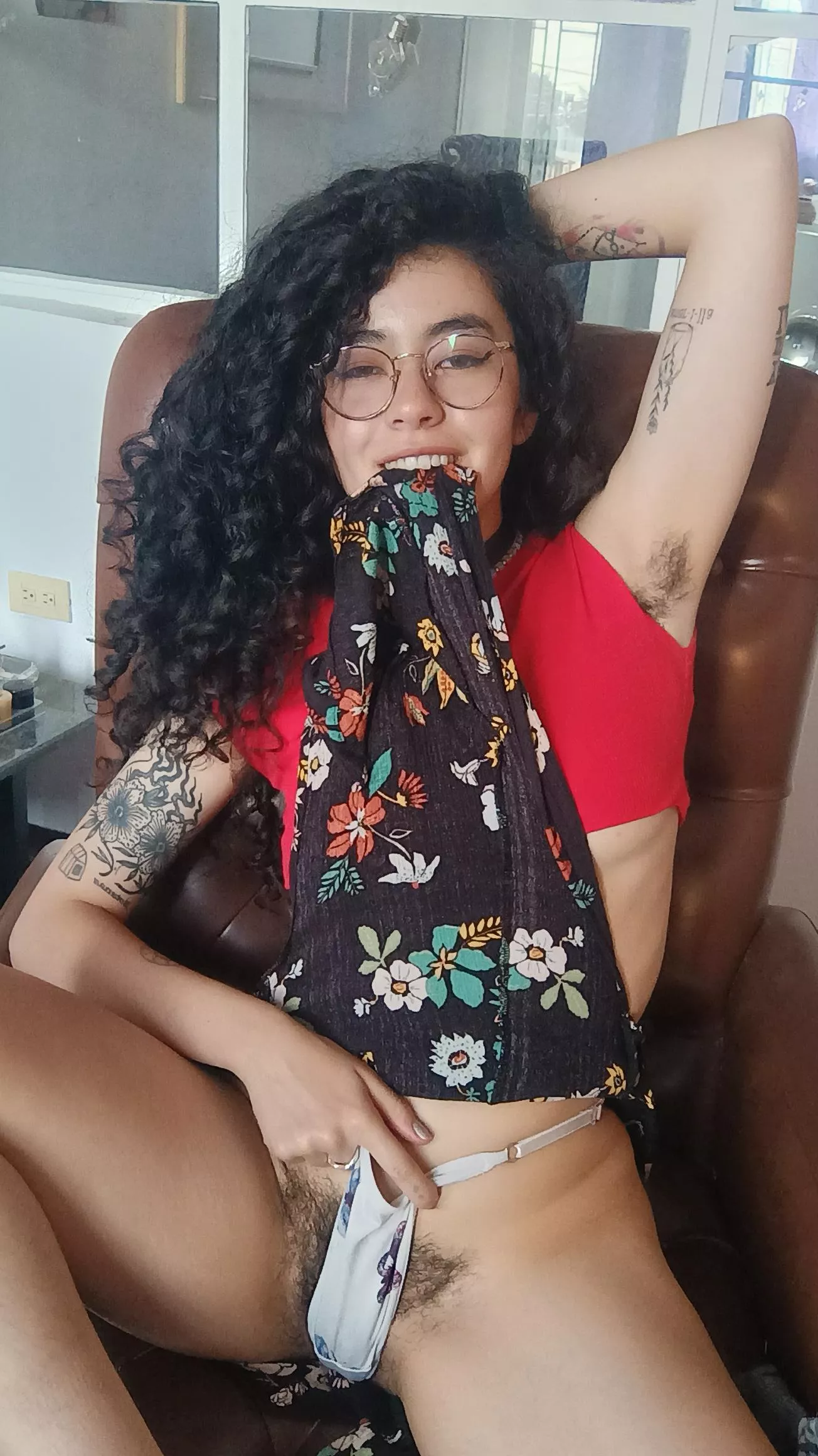 Whats the first thing you would do with my hairy pits?