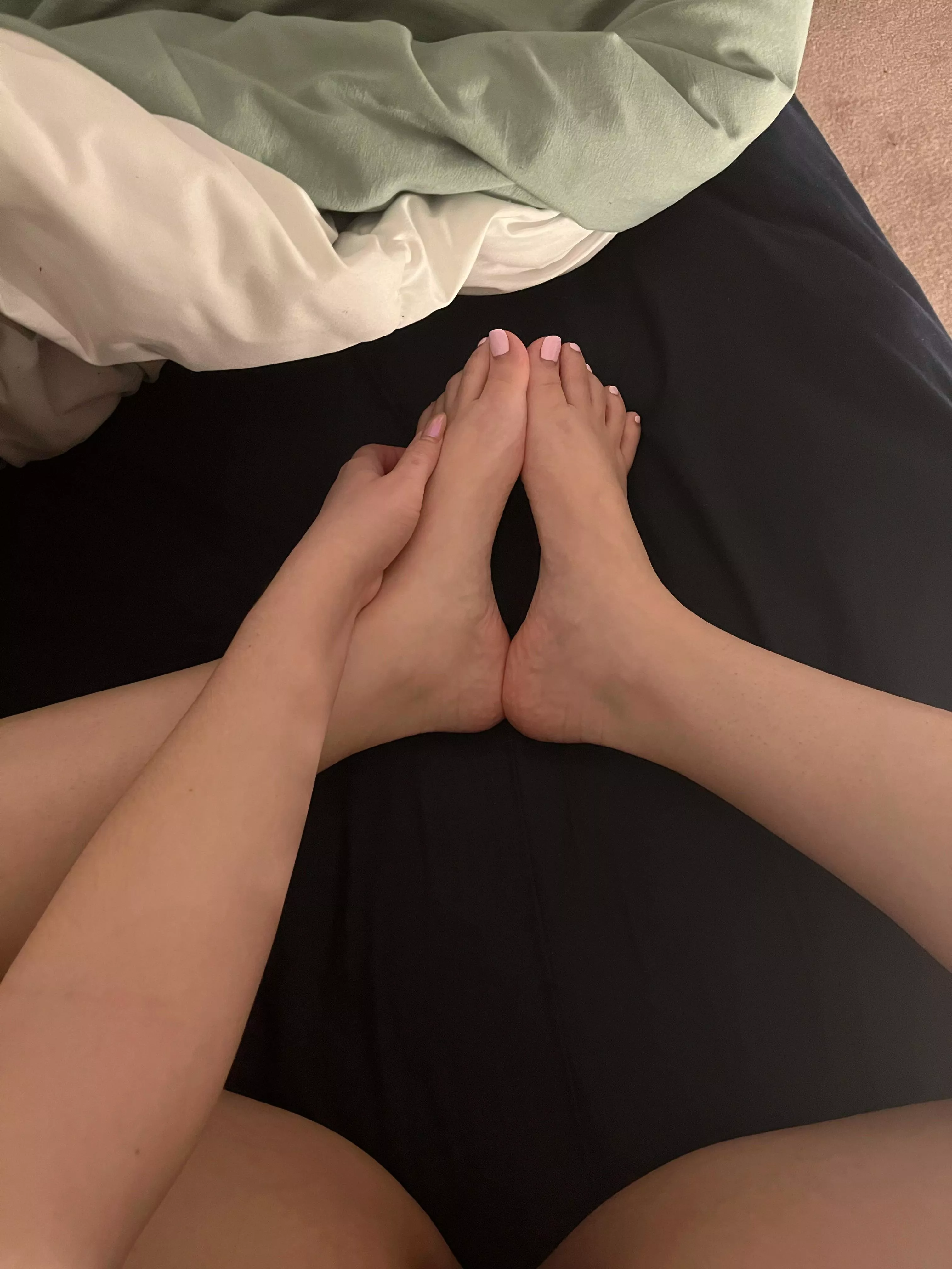 come relax w me (oc)