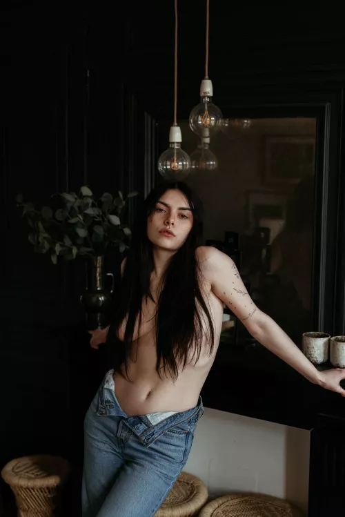 French Model Leana N.