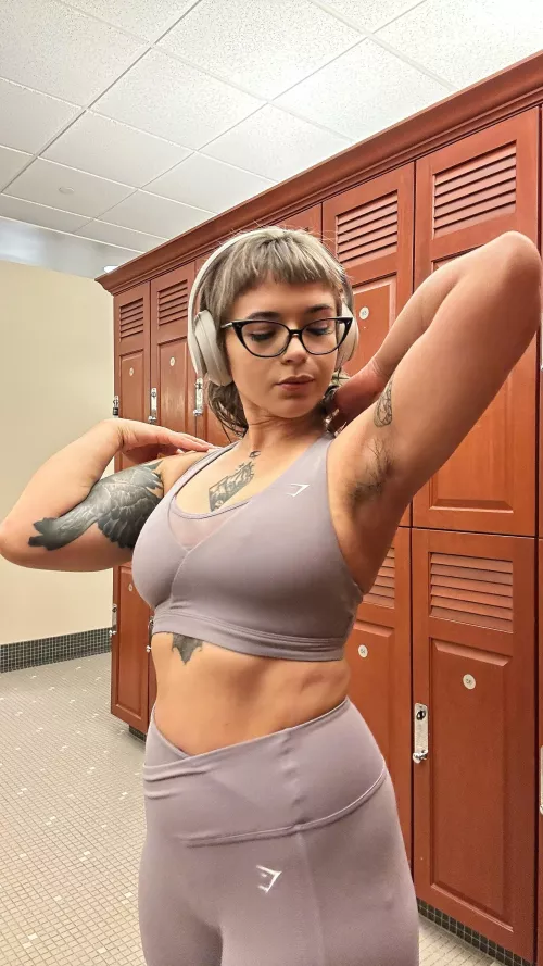 i love working up a sweat to start the day