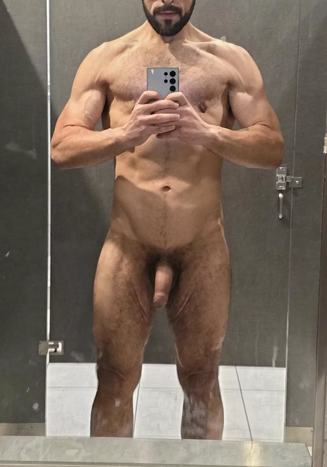 I was feeling myself at the gym this morning. 🌞