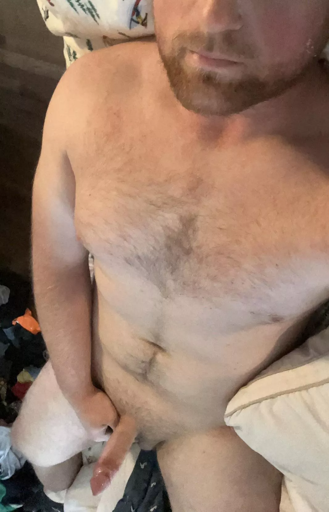 It’s been a long day at work. Anyone want to help get rid of some stress? 😏