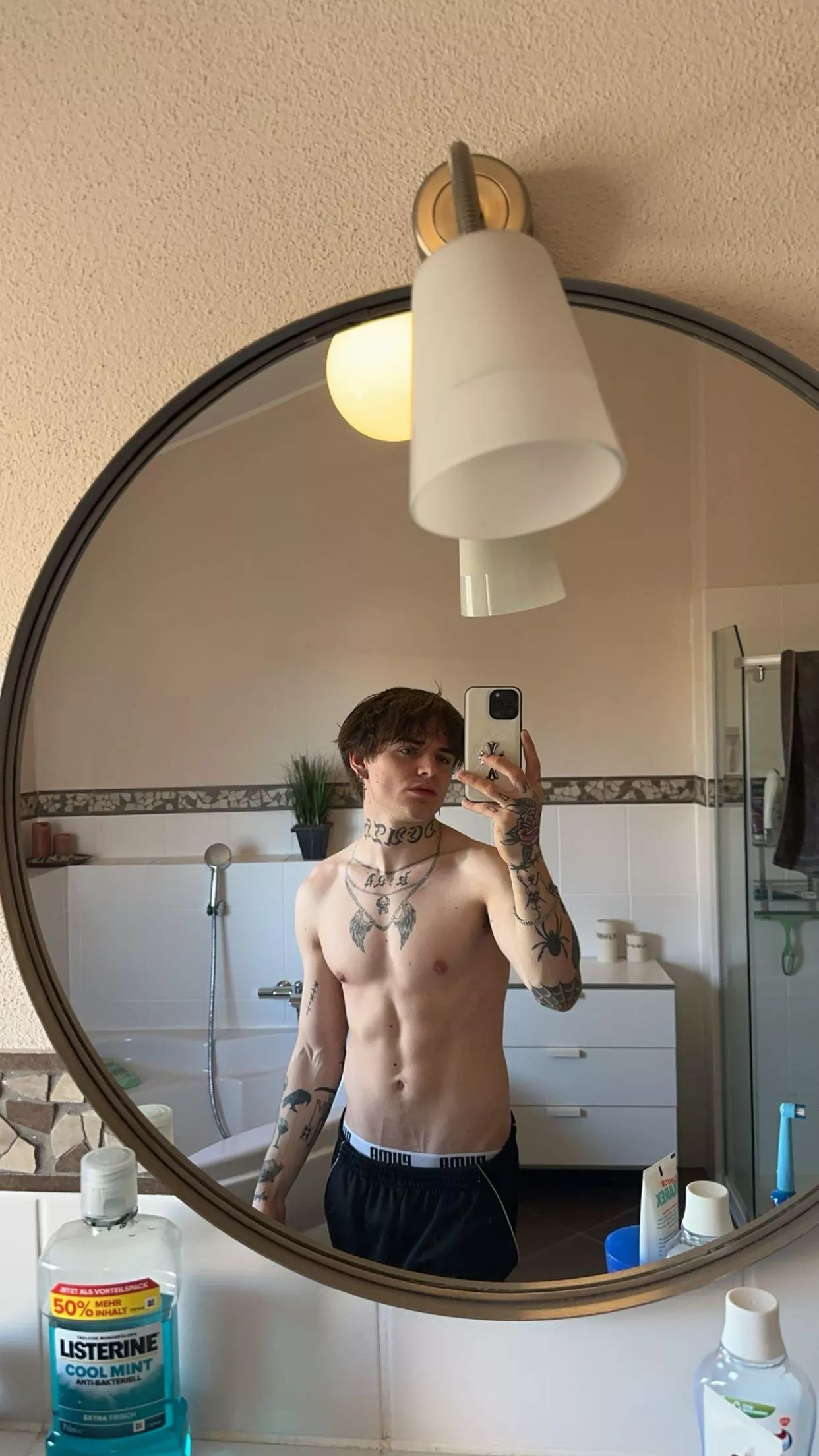 my v shape is bad in this lighting