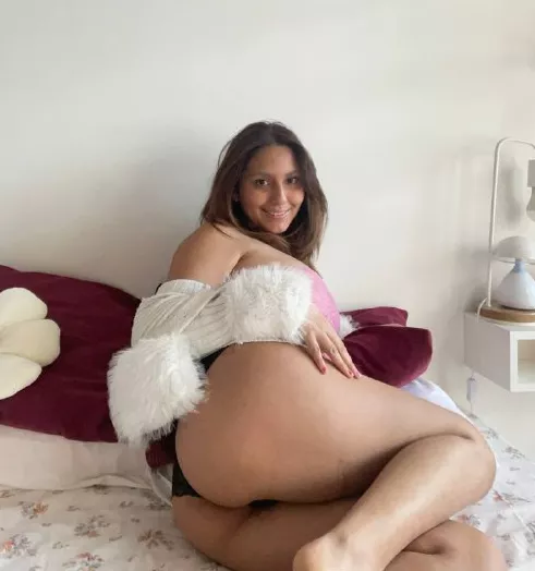 Does my 18year old body deserve your attention