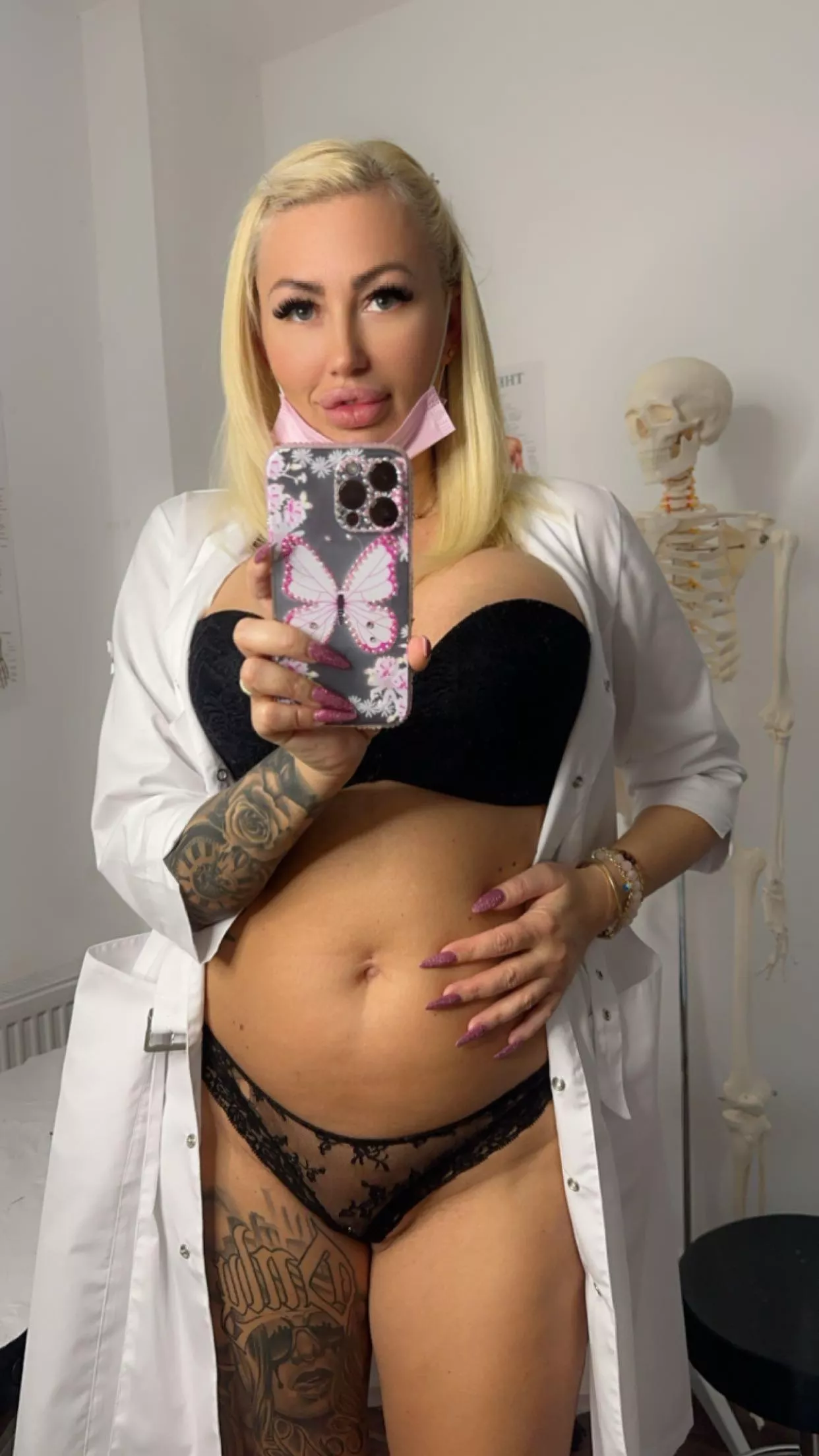 Ever had a busty nurse? 🤓