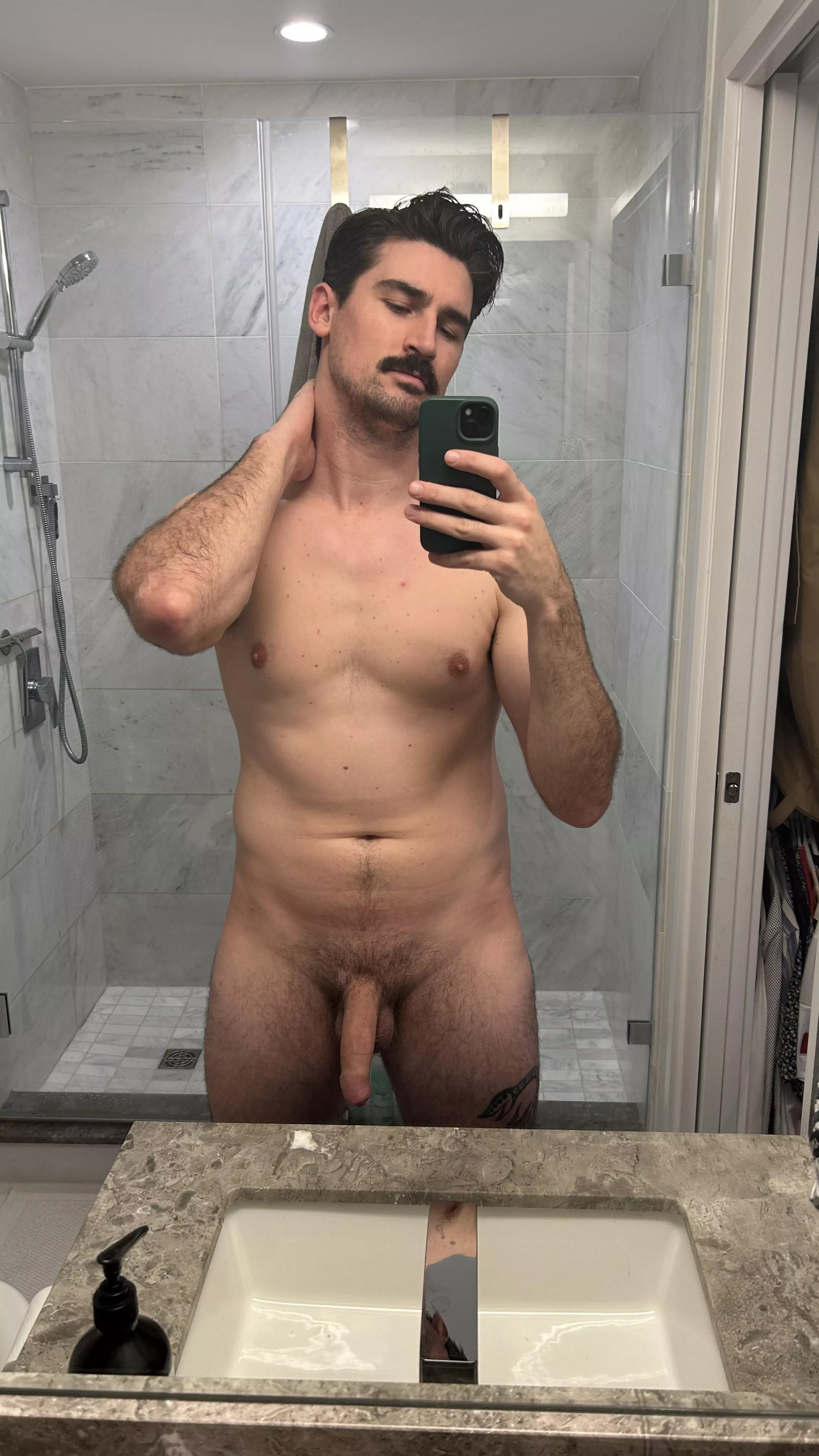 [33] I took a short hiatus but im back and nakeder than ever