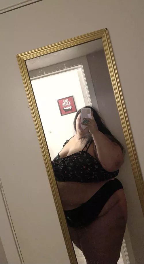 After shower mirror selfies 🧖🏻‍♀️