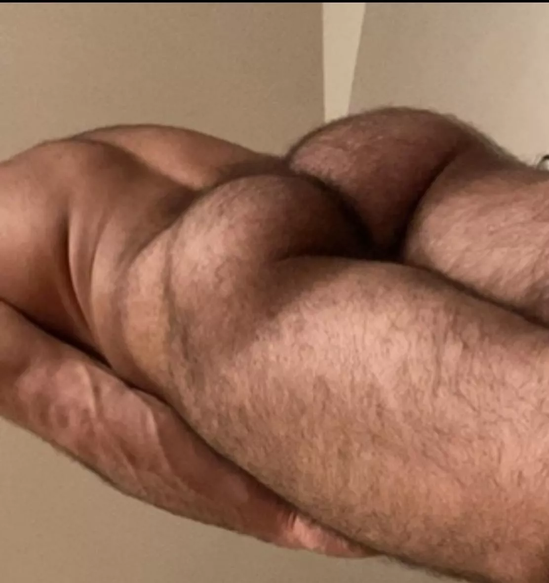 Bubbly fuzzy peach 🍑