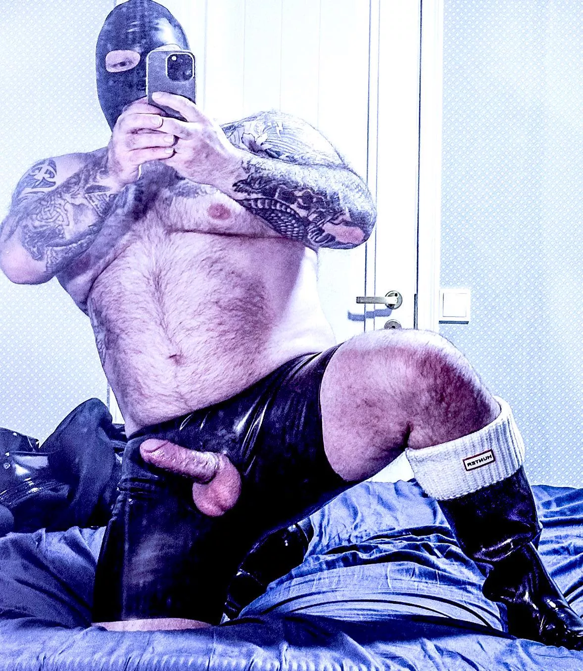 Evening on hood and wellies😈🍆🖤